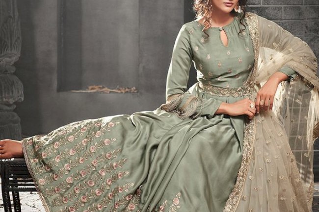 Pakistani Luxury Pret: Culture & Modern Glamour