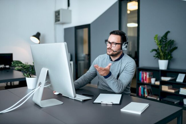 Reliable Spanish Call Center Service | 24/7 Customer Support Solutions in Spain
