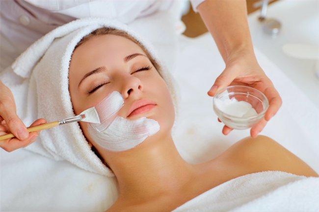 How Much Does a Deep Cleansing Facial Cost?
