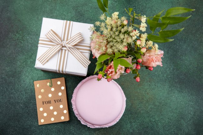 Best Skin Care Gift Hampers for Birthdays, Anniversaries & Special Occasions