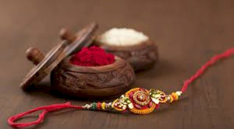 Send Rakhi to USA with Sweets – A Traditional Touch to a Modern Celebration