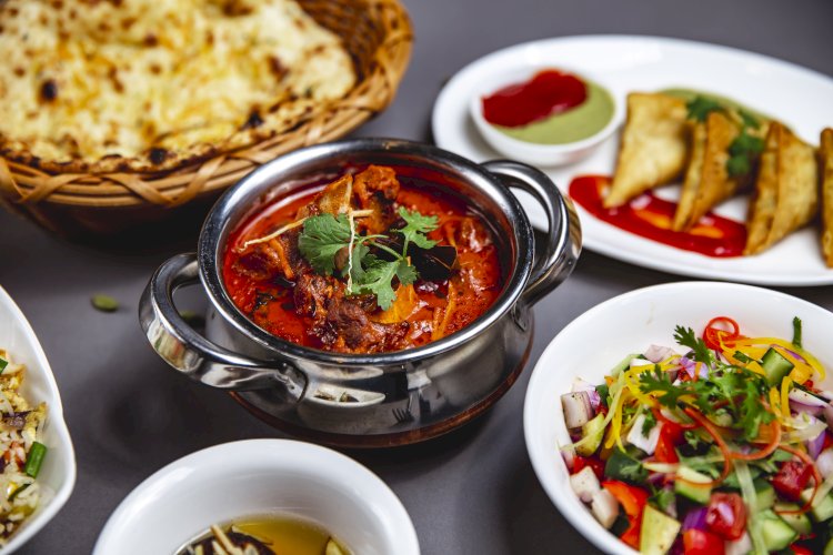 Elevate Dinner with the Best Indian Curry Sauce Jars