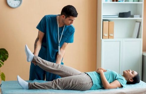 Finding the Best Chiropractor Near Me for Back Pain and Sports Injuries