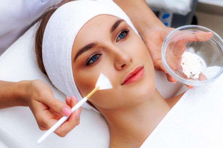 Say Goodbye to Acne with Cold Peel Therapy